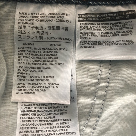 Levi's Medium Wash Distressed Overalls Size S - Picture 13 of 16